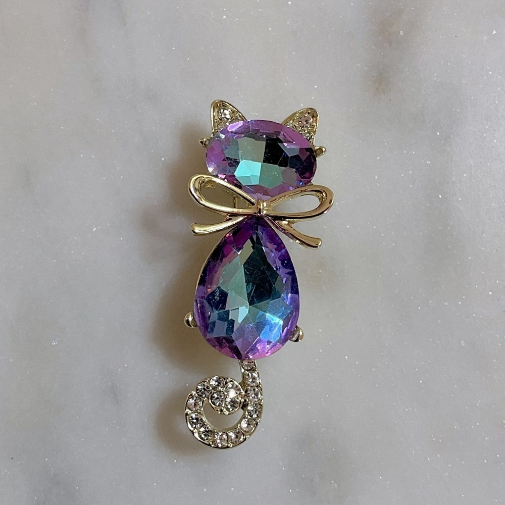 Cat Brooch